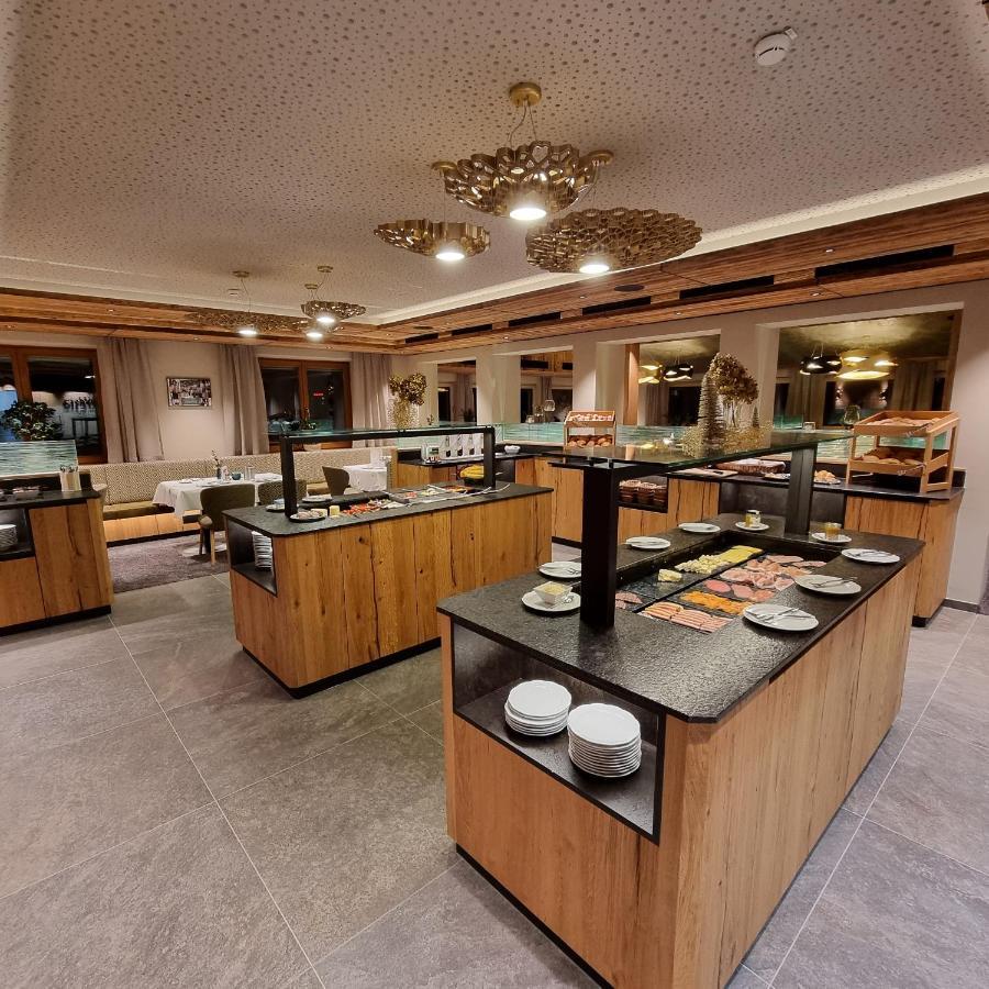 Hotel Theresia Ramsau im Zillertal Exterior photo
