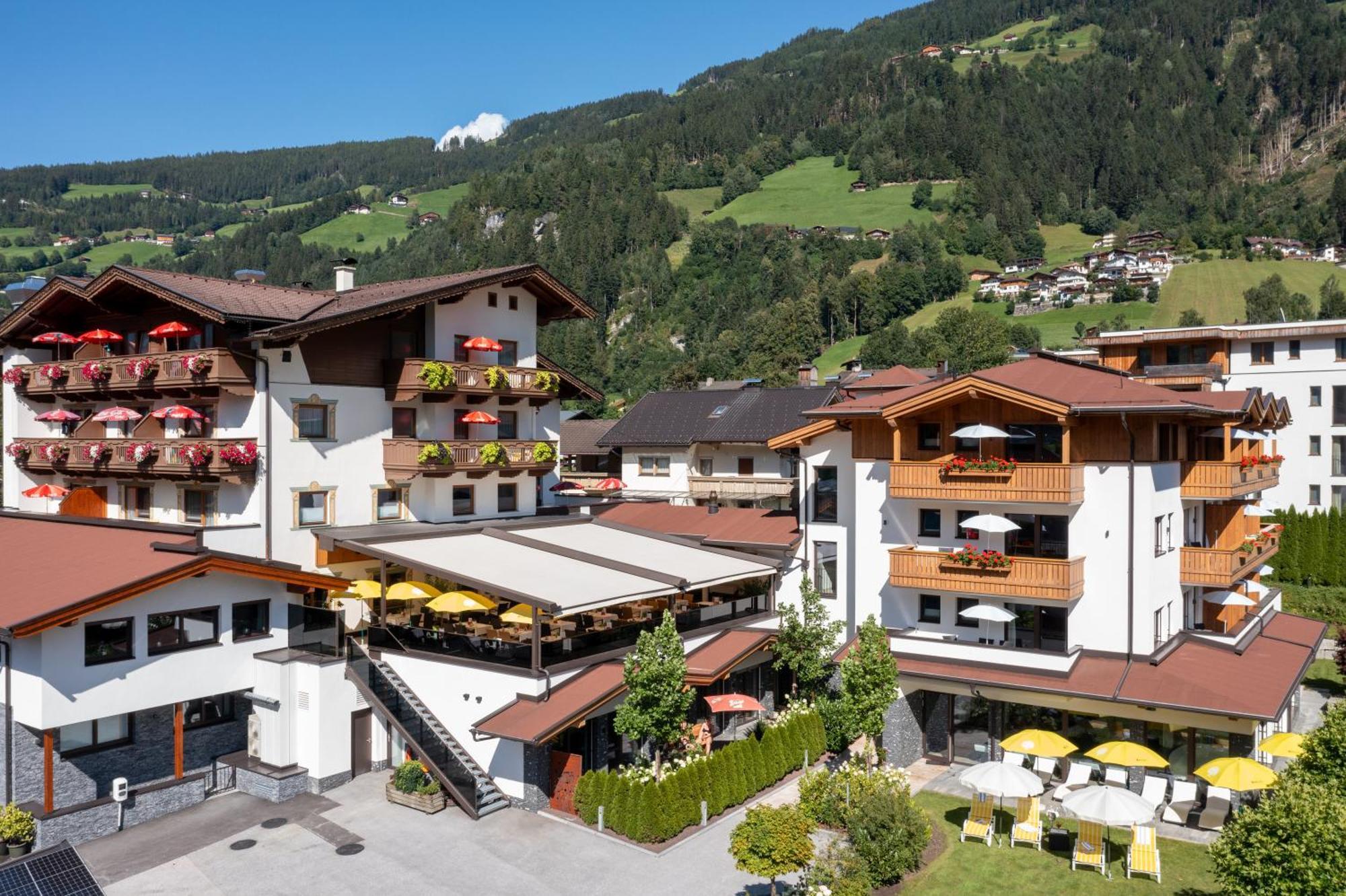 Hotel Theresia Ramsau im Zillertal Exterior photo