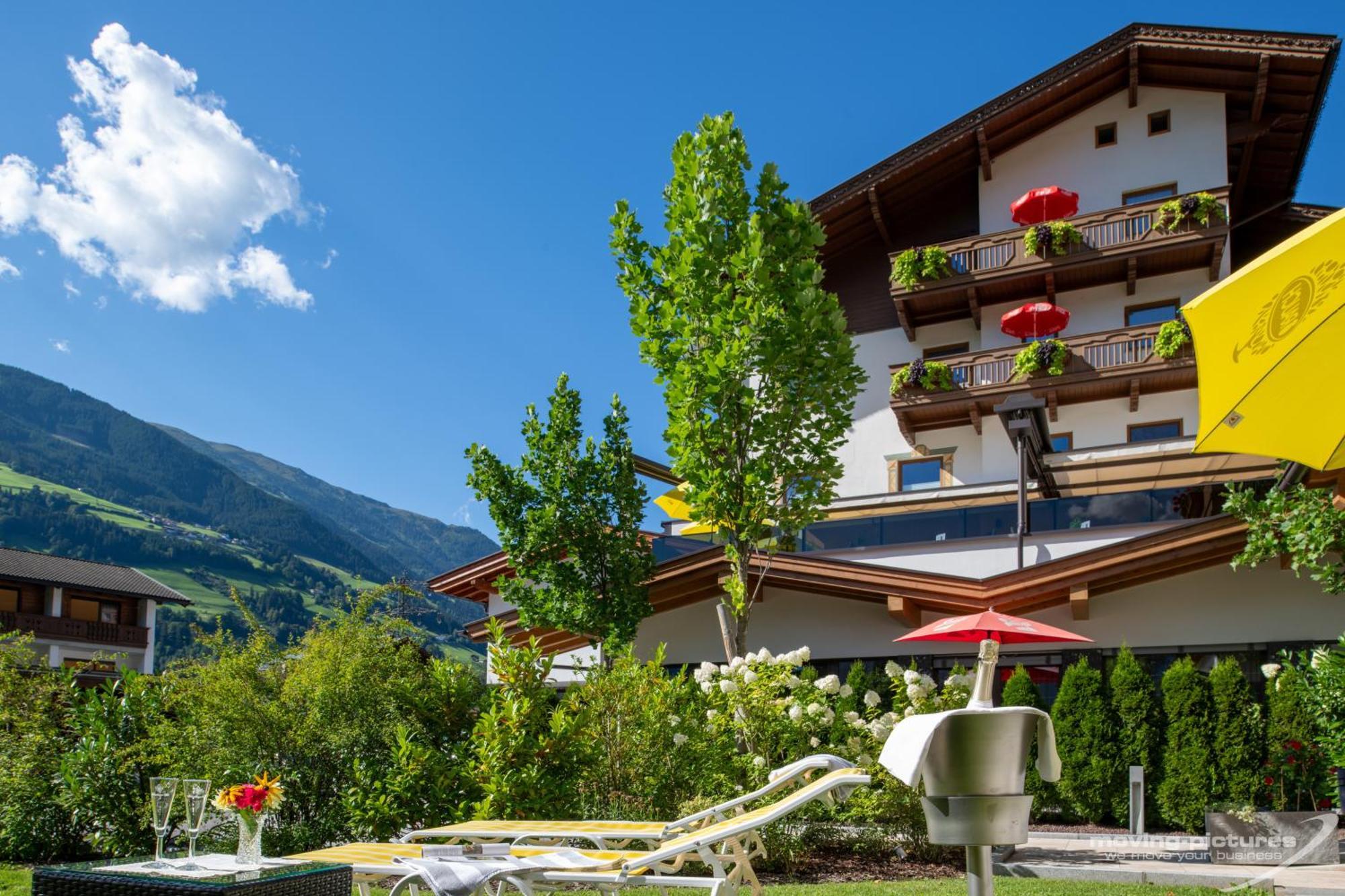 Hotel Theresia Ramsau im Zillertal Exterior photo