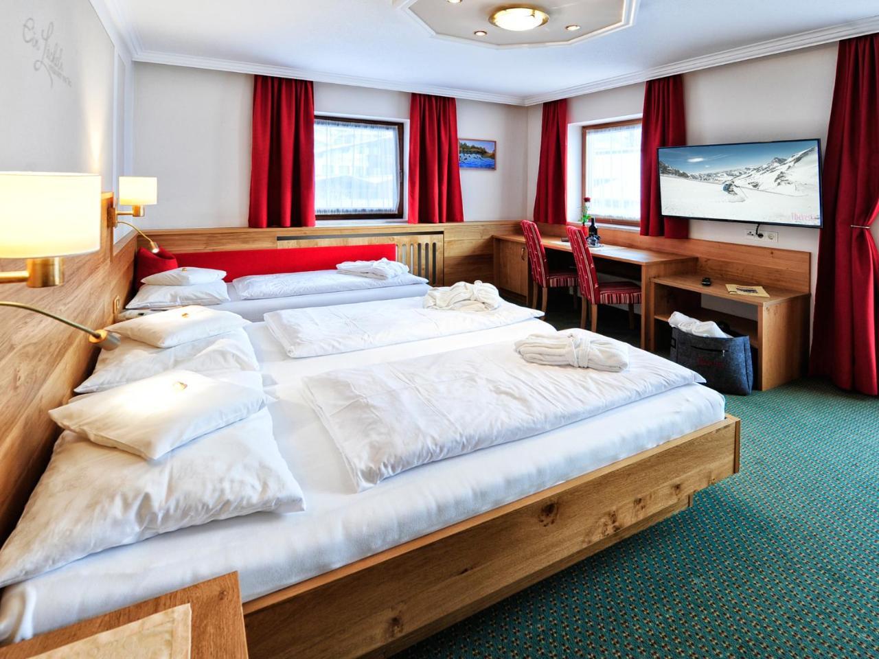 Hotel Theresia Ramsau im Zillertal Exterior photo