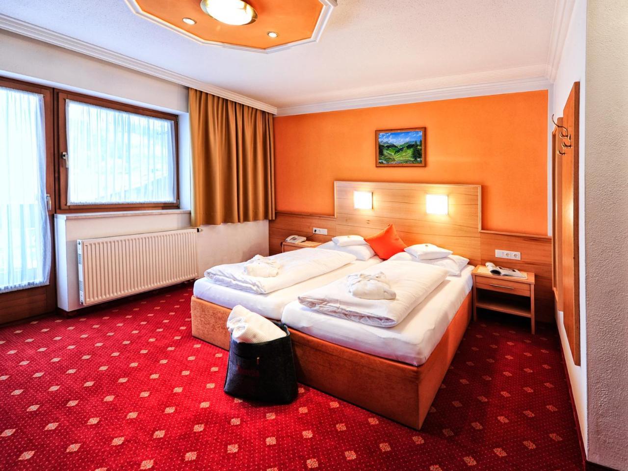 Hotel Theresia Ramsau im Zillertal Exterior photo