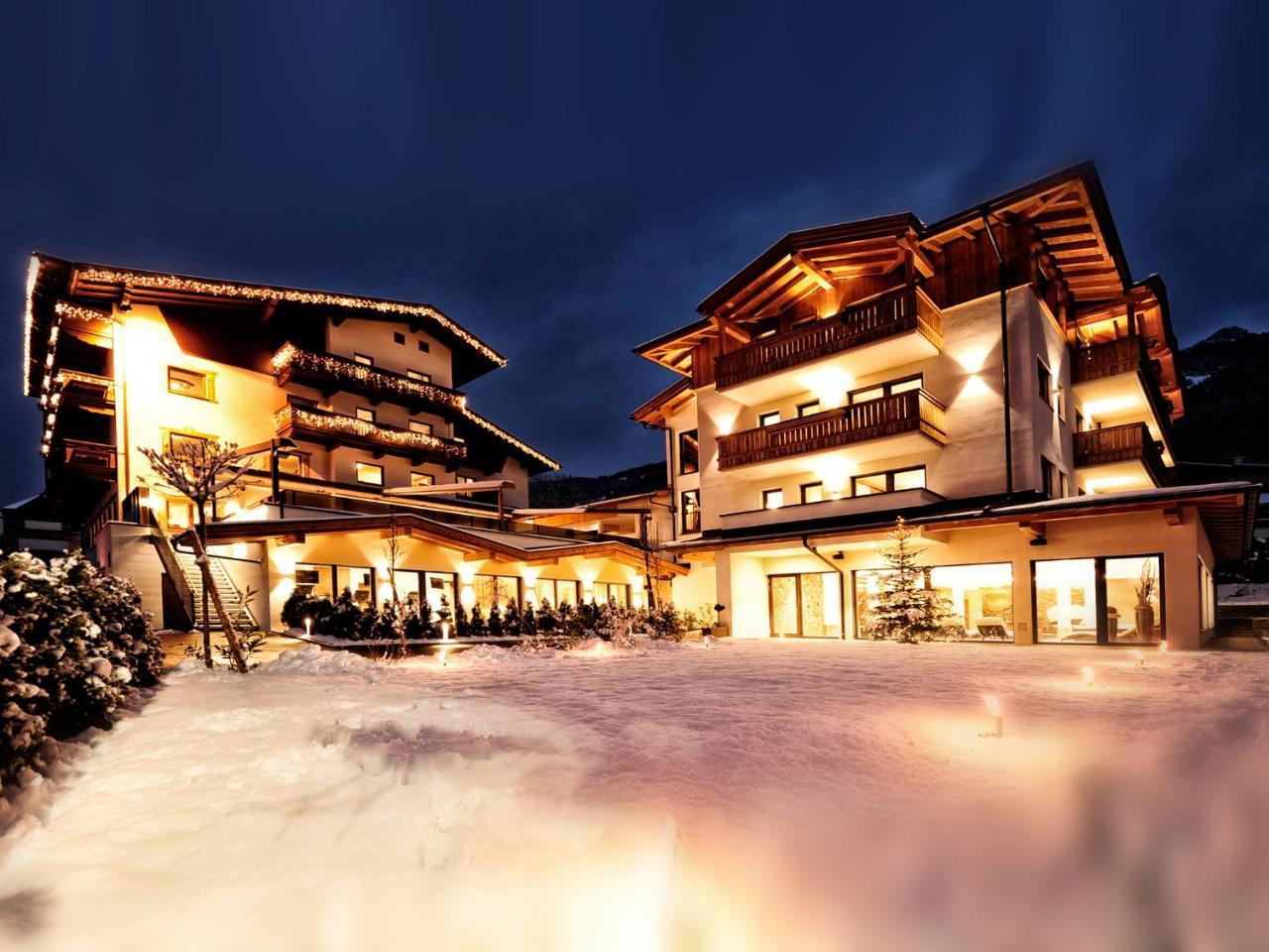 Hotel Theresia Ramsau im Zillertal Exterior photo