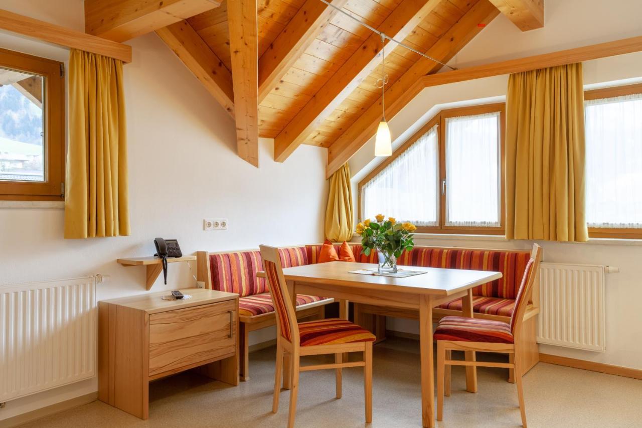 Hotel Theresia Ramsau im Zillertal Exterior photo